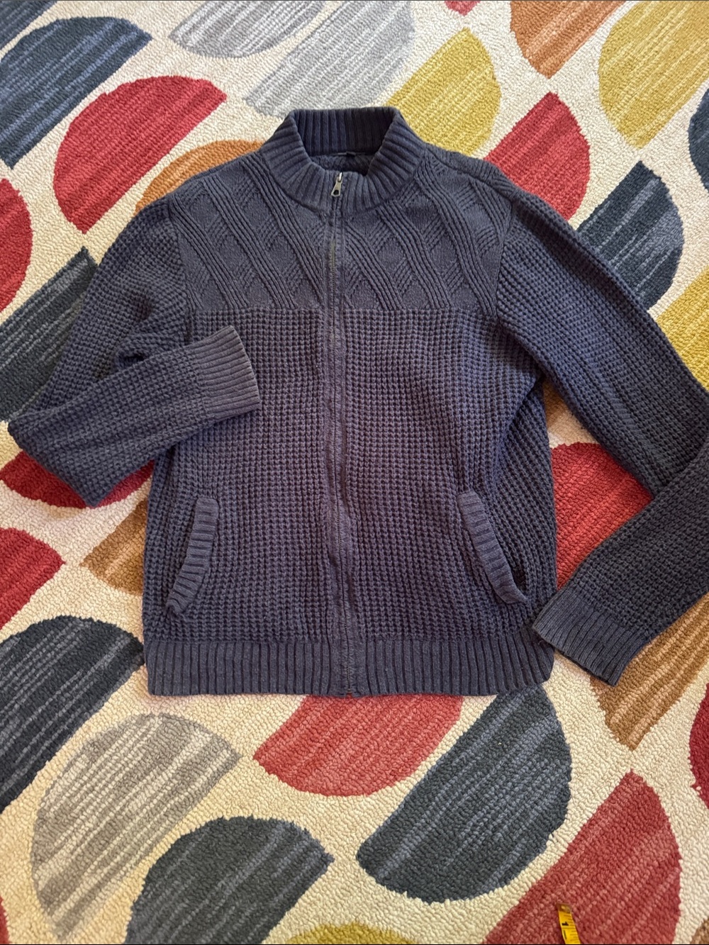 Men’s Marc Anthony zip up sweater, XL
